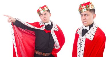 Taçlı bir iş adamı beyazlar içinde.