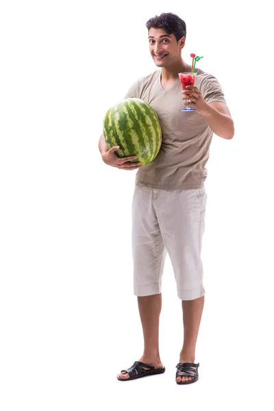 一个拿着西瓜被白色隔离的年轻人 — 图库照片
