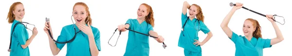 Genç sağlık stajyer stetoskop üzerinde beyaz izole ile — Stok fotoğraf