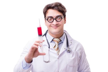 Beyaz şırıngalı komik doktor.