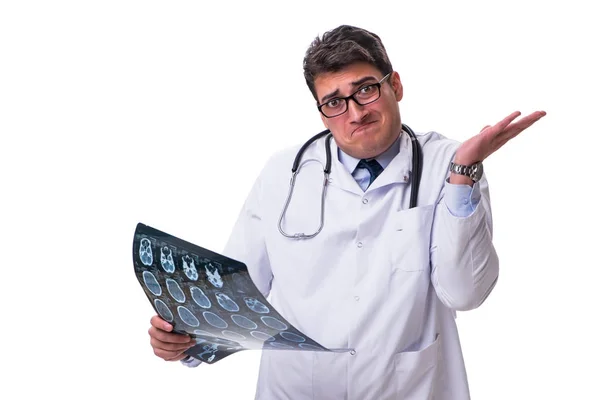 Beyaz backgro izole bir grafisi tutan genç erkek doktor — Stok fotoğraf