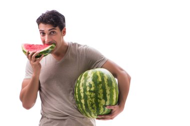 Karpuzlu genç adam beyazda izole edilmiş.