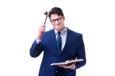 Beyaz arka planda tokmağı olan avukat hukuk öğrencisi.