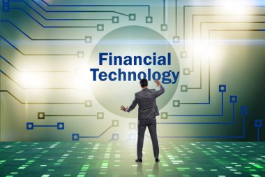 Fintech konseptinde düğmelere basan iş adamı