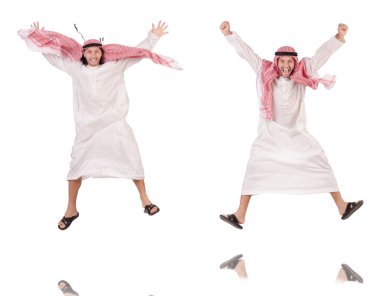 Arap adam beyaz arka plan üzerinde izole