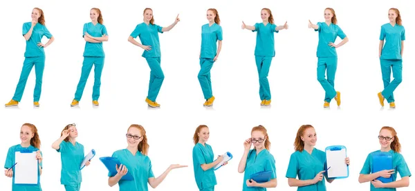 Mujer-médico sonriente en uniforme aislado en blanco —  Fotos de Stock