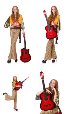 gitar üzerinde beyaz genç kız