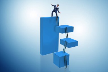 İşadamı başarısızlık kavramında yüksek bloktan düşüyor