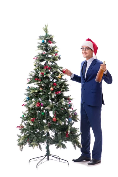 Homme d'affaires décorant arbre de Noël isolé sur blanc — Photo