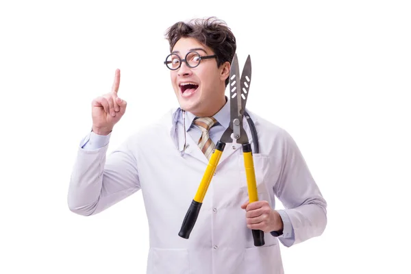 Смішний лікар з ножицями ізольовані на білому — стокове фото