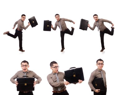 Genç adam beyaz izole evrak çantası elinde