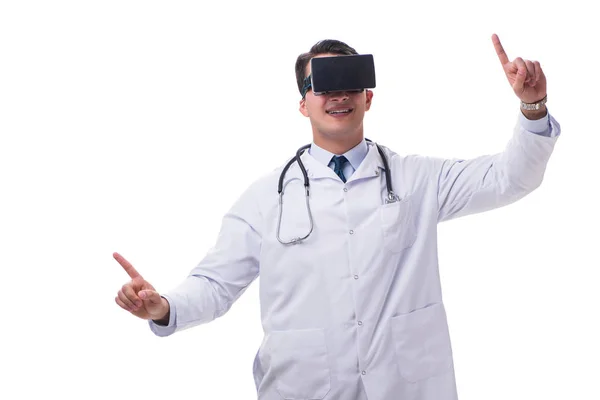 Doctor usando un auricular de realidad virtual vr aislado en ba blanca —  Fotos de Stock