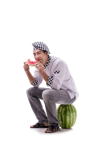 Junger männlicher Koch mit Wassermelone isoliert auf weiß — Stockfoto