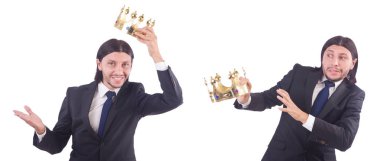 Taçlı bir iş adamı beyazlar içinde.