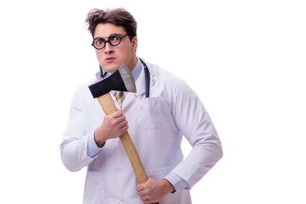 Grappige dokter met bijl geïsoleerd op wit — Stockfoto