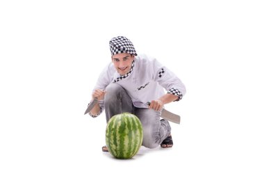 Beyaz karpuzlu genç aşçı.