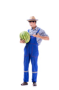 Beyaz izole karpuz ile genç çiftçi