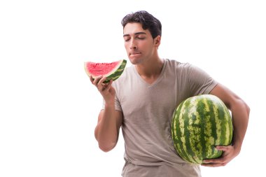 Karpuzlu genç adam beyazda izole edilmiş.