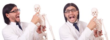 İskeleti beyaz olan komik öğretmen.
