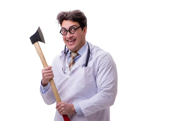 Grappige dokter met bijl geïsoleerd op wit — Stockfoto