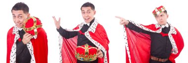 Taçlı bir iş adamı beyazlar içinde.