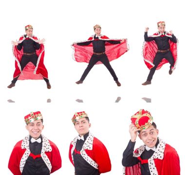 Taçlı bir iş adamı beyazlar içinde.