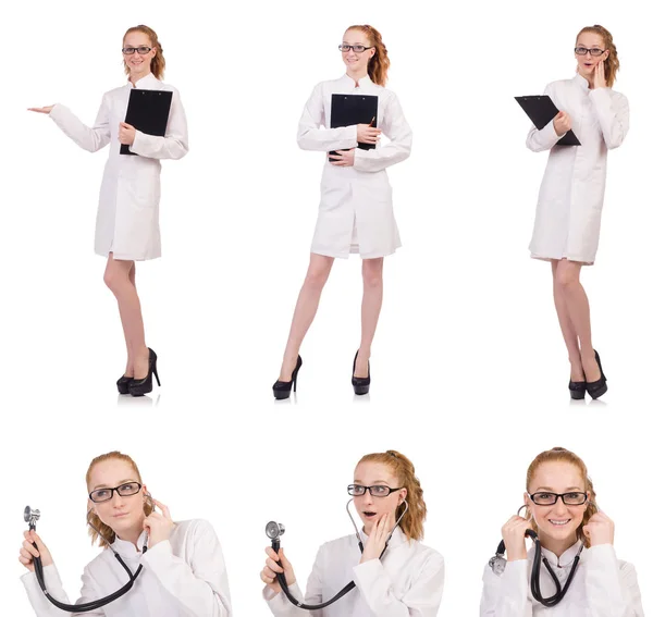 Hübsche Ärztin hält Tagebuch isoliert auf weiß — Stockfoto