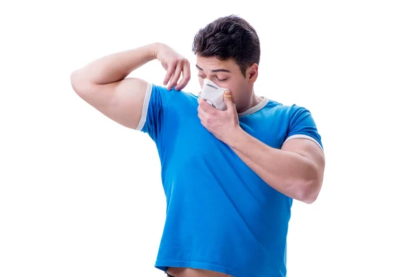 Hombre sudando excesivamente oliendo mal aislado en el fondo blanco — Foto de Stock