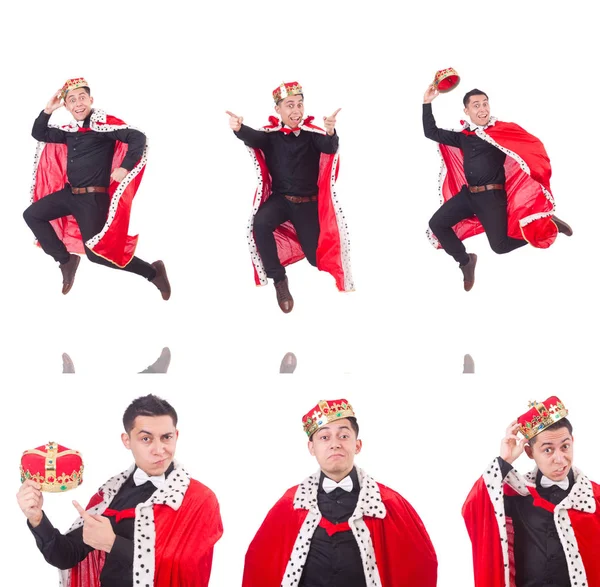 Taçlı bir iş adamı beyazlar içinde.