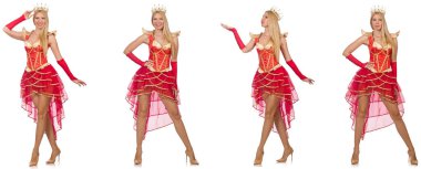 Kırmızı elbiseli kadın beyaz giyindi.