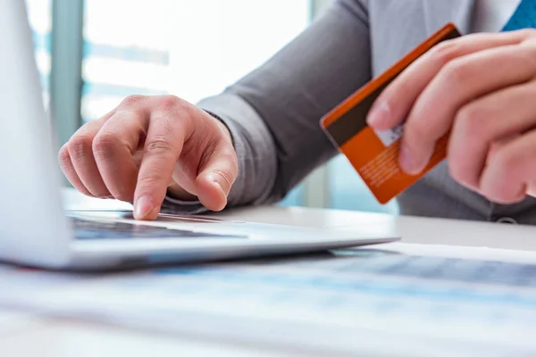 Male businessman doing online shopping with credit card — Stock Photo, Image