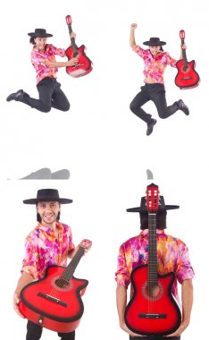 gitar üzerinde beyaz izole olan adam