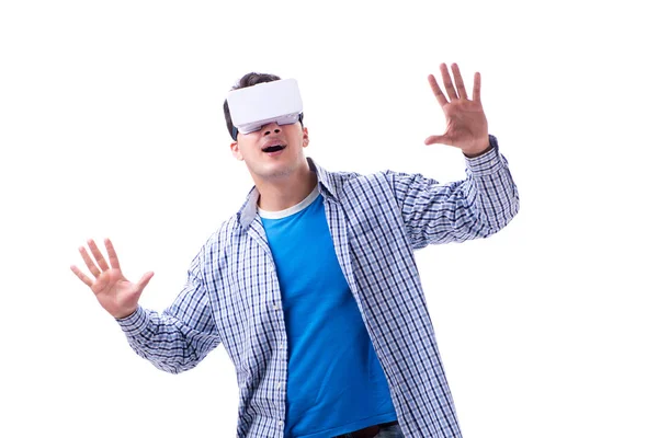 Νεαρός με γυαλιά εικονικής πραγματικότητας VR — Φωτογραφία Αρχείου