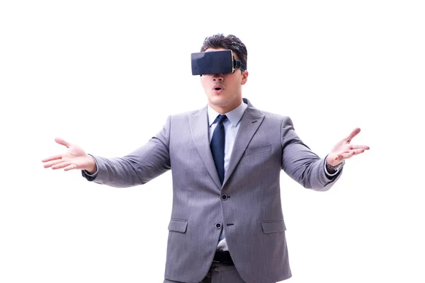 Επιχειρηματίας φορώντας γυαλιά εικονικής πραγματικότητας VR απομονώνονται σε λευκό — Φωτογραφία Αρχείου