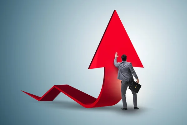 Empresário apoiando o crescimento na economia no gráfico gráfico — Fotografia de Stock