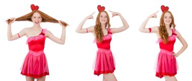 Mini pembe elbiseli, beyaz tenli güzel bir manken.