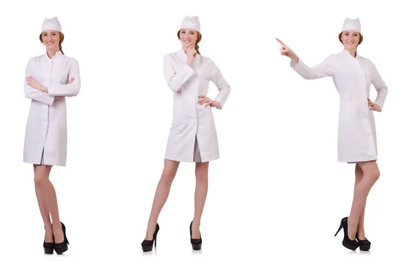 Aantrekkelijke vrouw arts geïsoleerd op wit — Stockfoto
