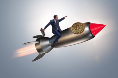 Bitcoin fiyatında roketle uçan işadamı yükselen konsept