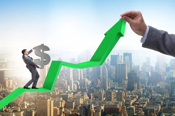 Empresario apoyando crecimiento en economía en gráfico gráfico — Foto de Stock