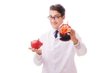 Kan bağışı konsepti olan doktor beyaza izole edilmiş.