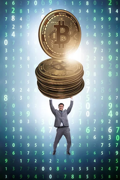 Podnikatel držící bitcoin v konceptu blockchain kryptoměna — Stock fotografie