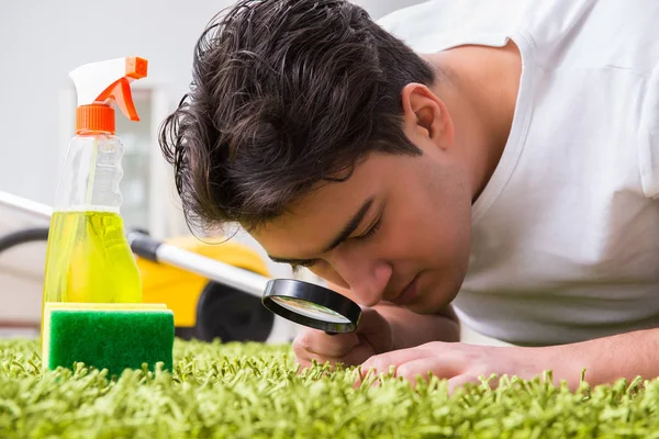 Young husband man cleaning floor at home — Stock Photo, Image