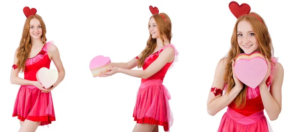 Mooie jonge model in roze mini jurk houden geïsoleerd van de doos van de gift — Stockfoto