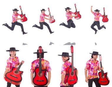 gitar üzerinde beyaz izole olan adam