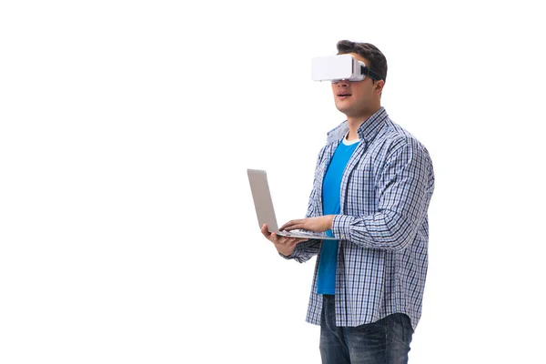 가상 현실 VR 안경을 쓰고 있는 젊은이 — 스톡 사진