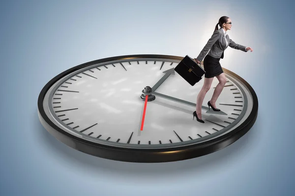 Zakenvrouw in time management concept — Stockfoto