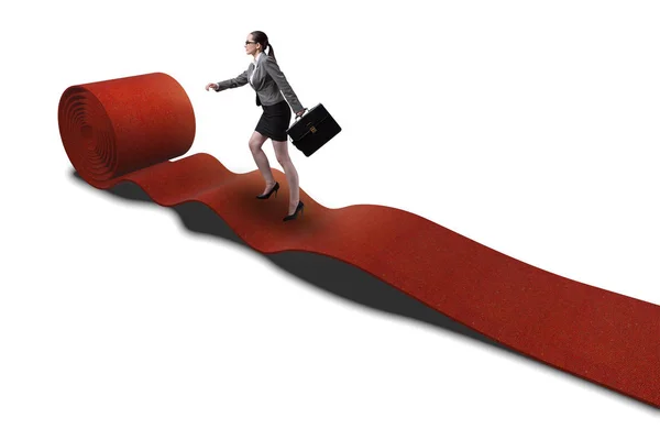 Başarı konseptinde iş kadını kırmızı halıda — Stok fotoğraf