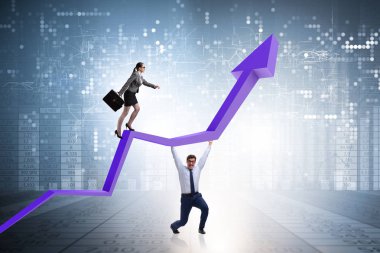Ekonomik iyileşme konsepti içinde iş adamları
