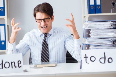 İşadamı yapılacaklar listesini teslim edemiyor