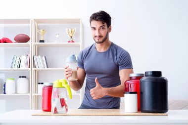 Sporcu daha iyi kaslar için yeni protein takviyeleri tadıyor